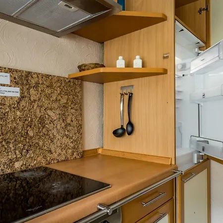 Apartament Redlowski *